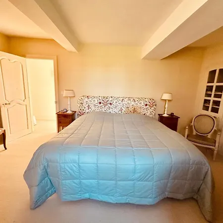Grande Maison De Famille-piscine Chauffee-tennis-domaine De La Ferme De Mahomet Villa *