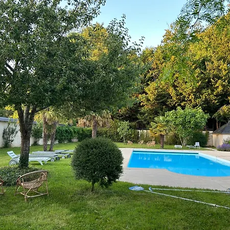 Grande Maison De Famille-piscine Chauffee-tennis-domaine De La Ferme De Mahomet Villa